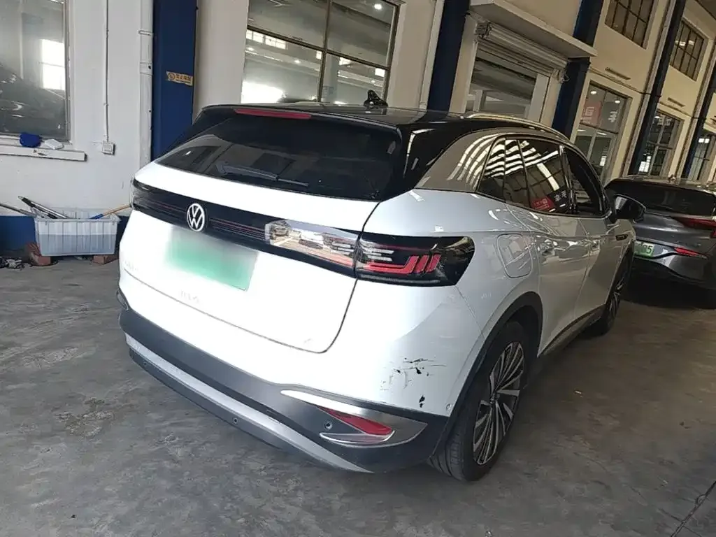 Volkswagen ID.4 X — фото 8