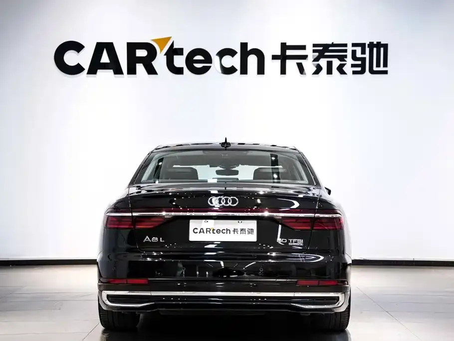 Audi A8 — фото 4
