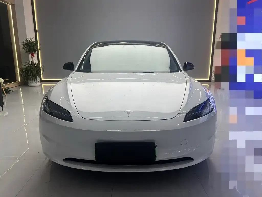 Tesla Model 3 — фото 6
