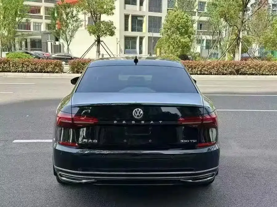 Volkswagen Passat — фото 4