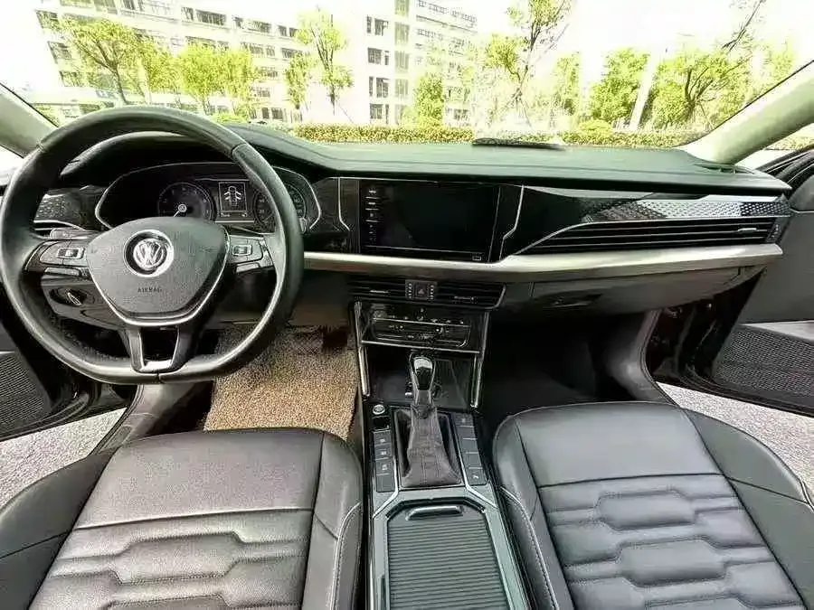 Volkswagen Passat — фото 3