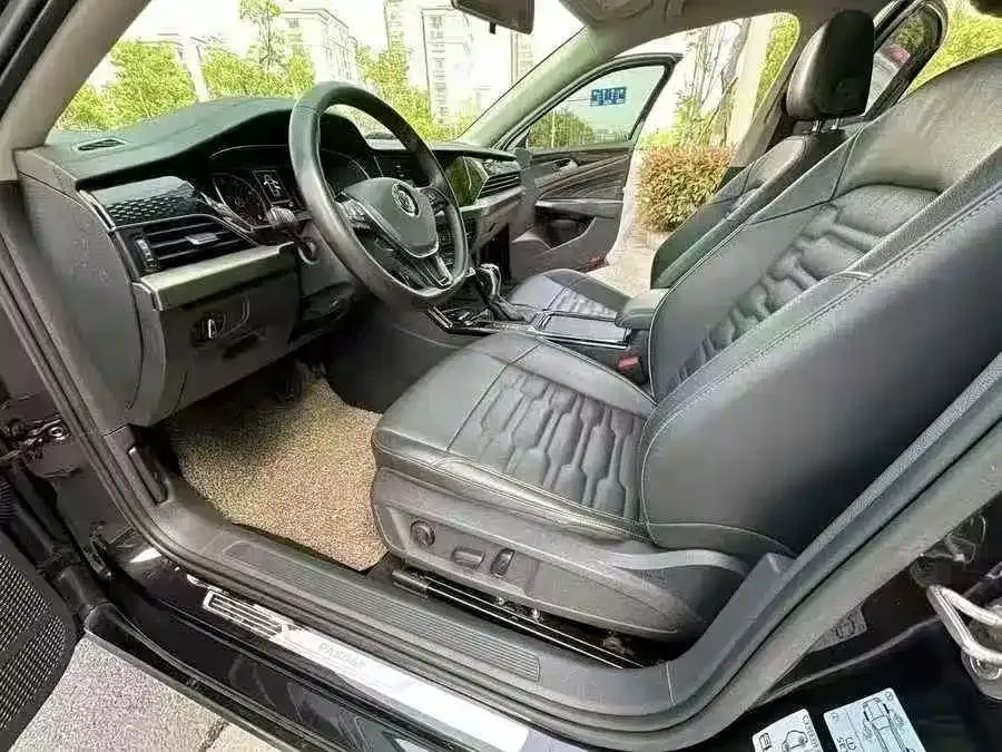 Volkswagen Passat — фото 6