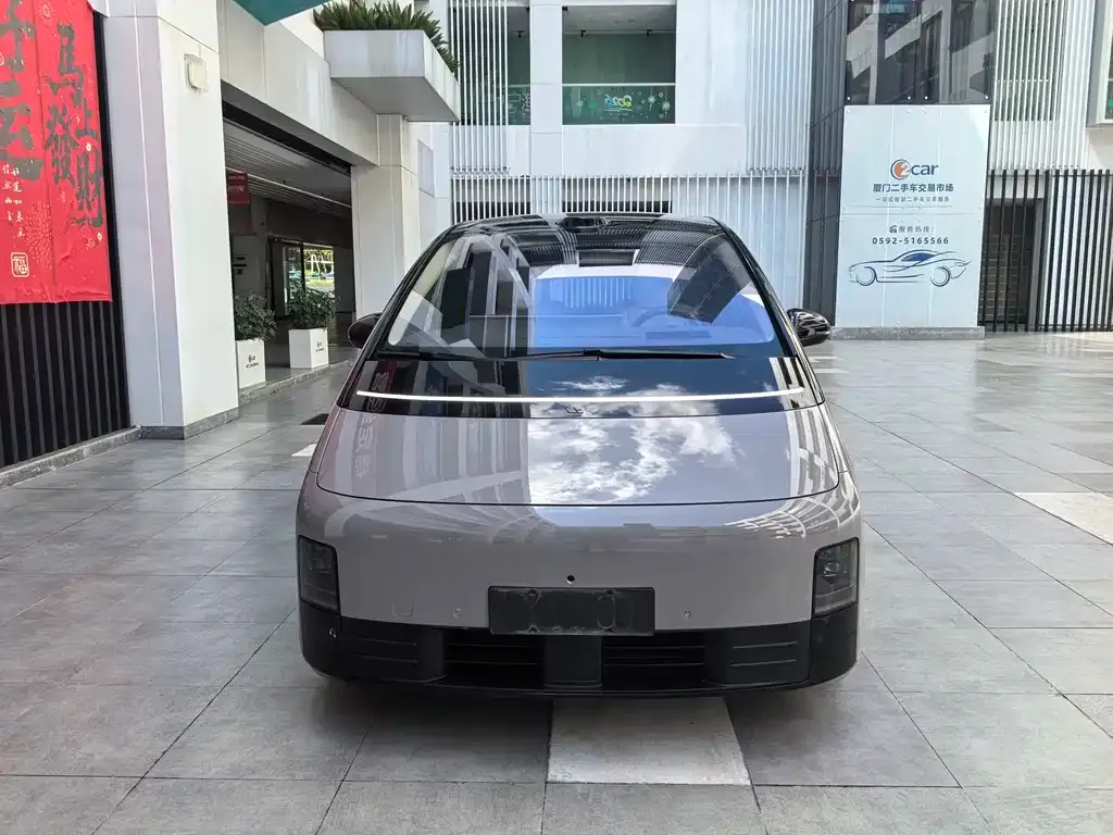 Li Auto MEGA — фото 7