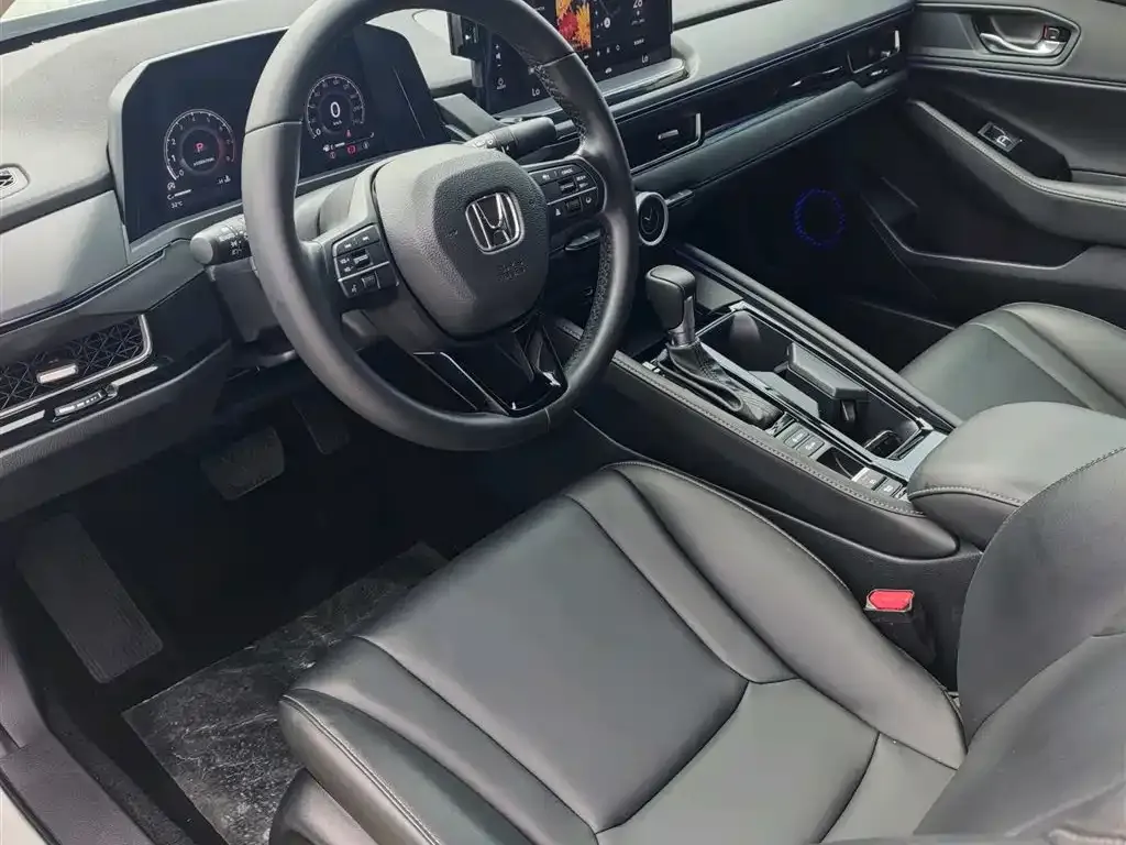 Honda Inspire 2024 из CN, фото 4