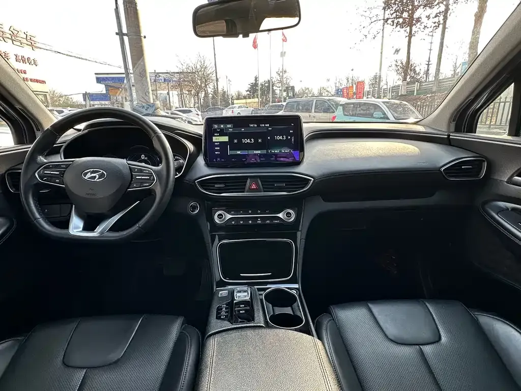 Hyundai Santa Fe — фото 2