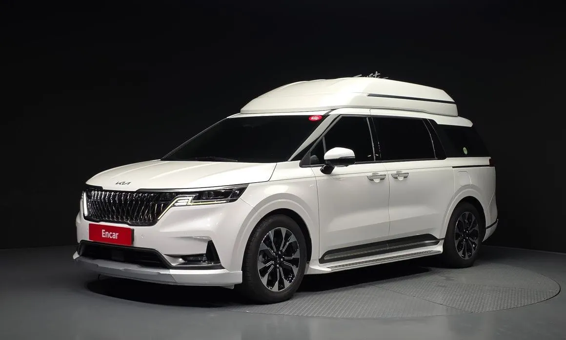 Kia Carnival — фото 1