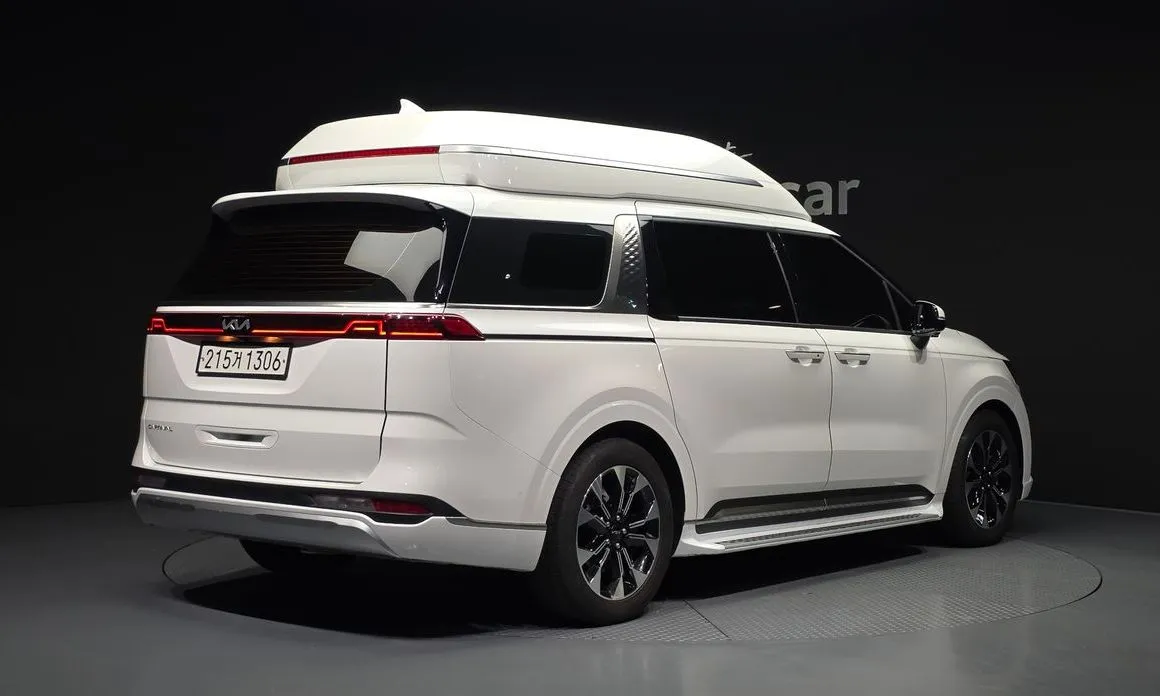 Kia Carnival — фото 2