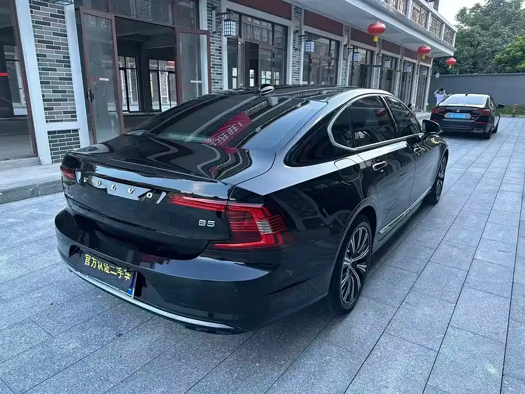 Volvo S90 — фото 4