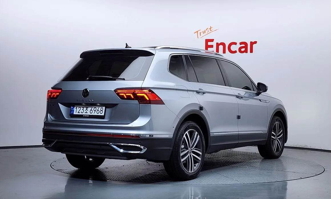 Volkswagen Tiguan 2023 из KR, фото 9