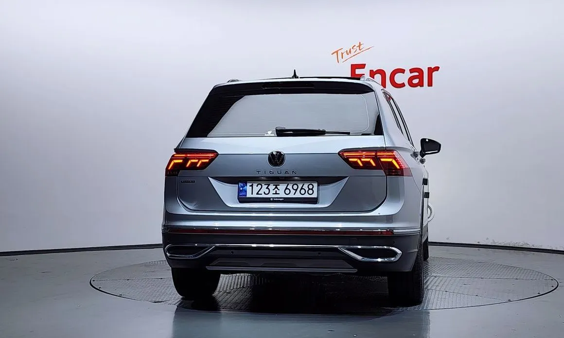 Volkswagen Tiguan 2023 из KR, фото 3