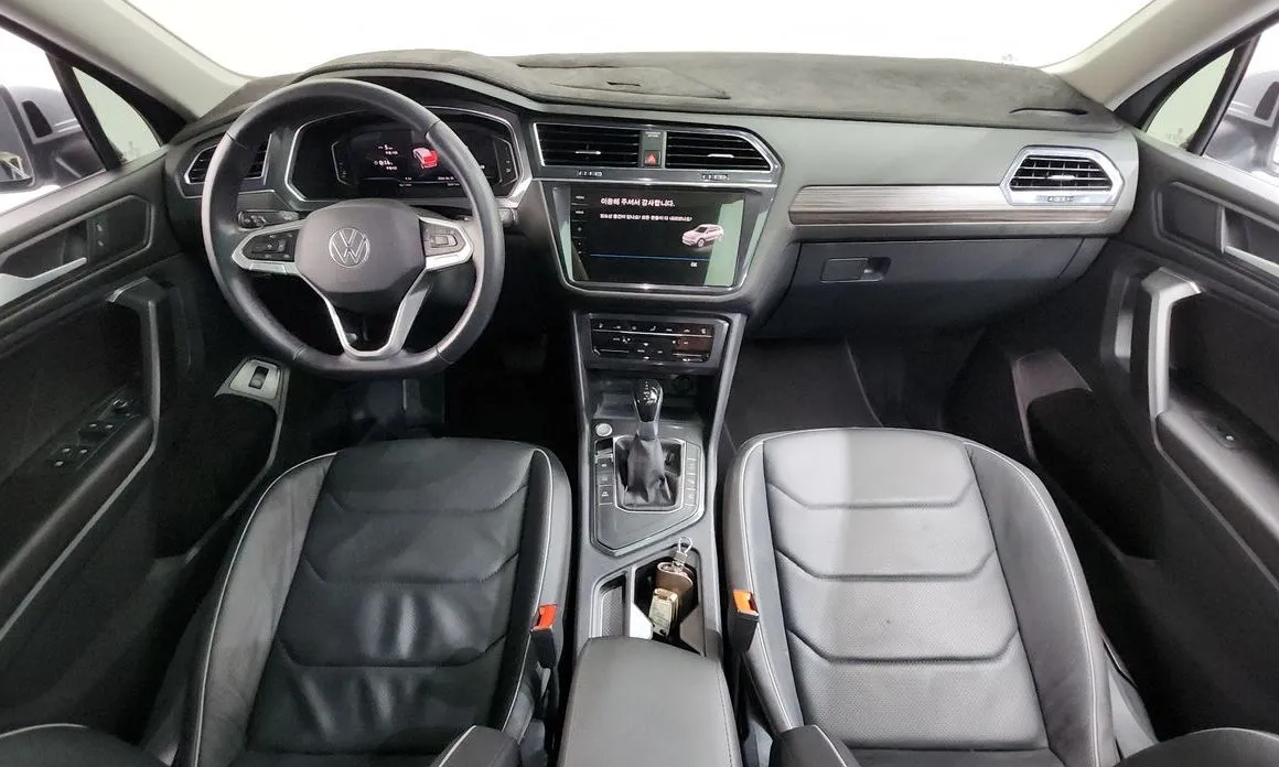 Volkswagen Tiguan 2023 из KR, фото 2