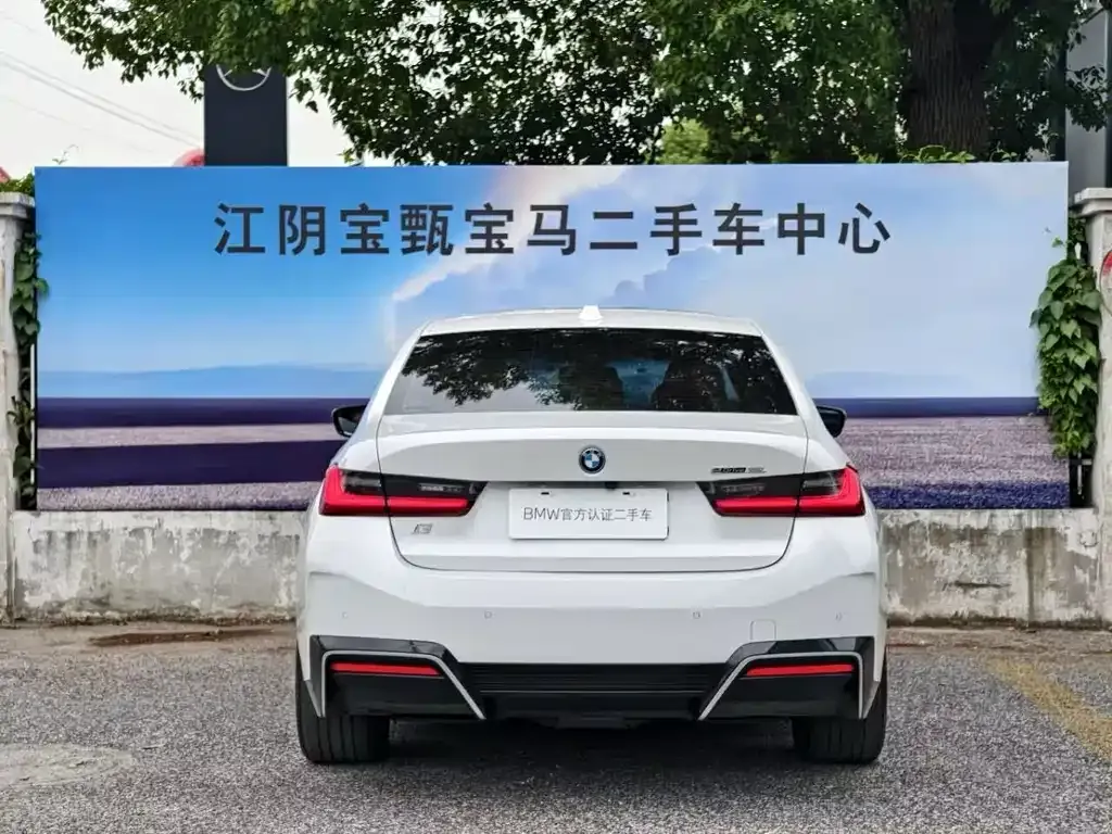BMW i3 — фото 10