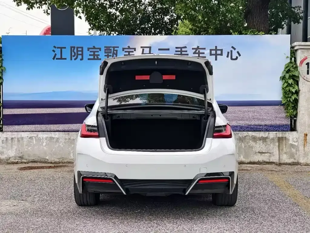 BMW i3 — фото 4
