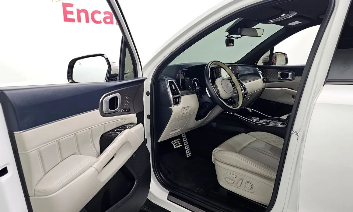 Kia Sorento — фото 6