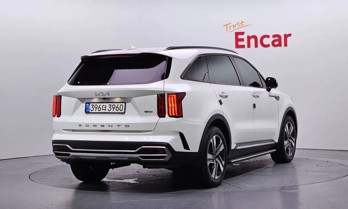 Kia Sorento — фото 7