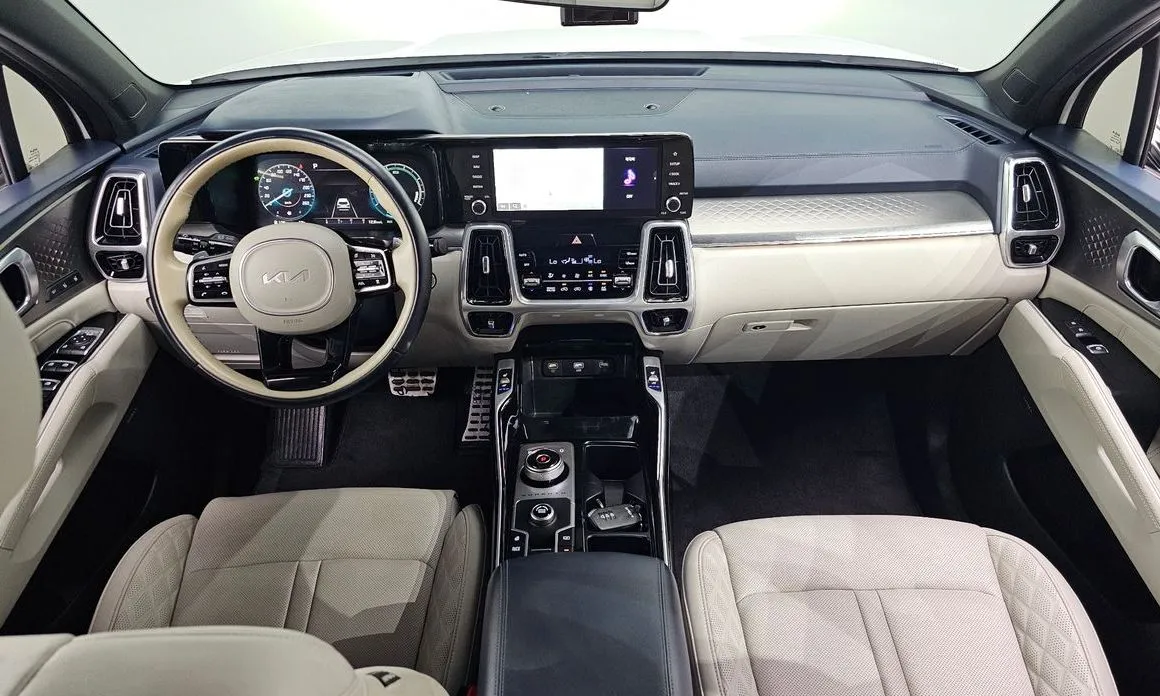 Kia Sorento — фото 9