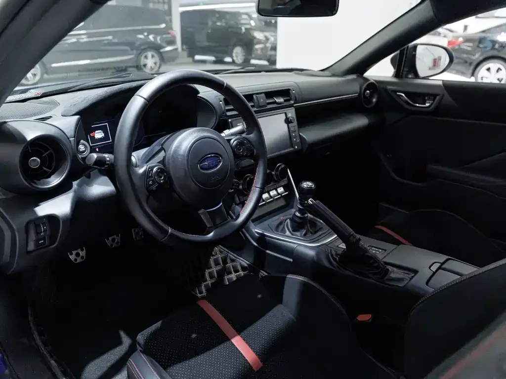 Subaru BRZ 2022 из CN, фото 3