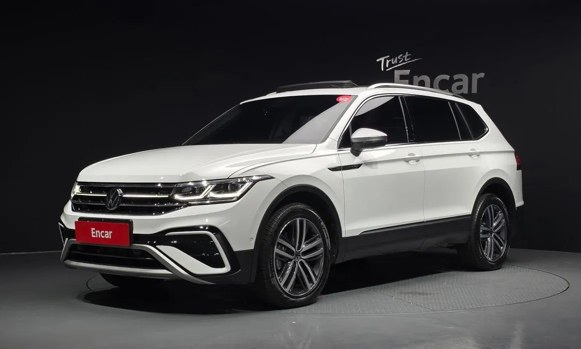 Volkswagen Tiguan — фото 1