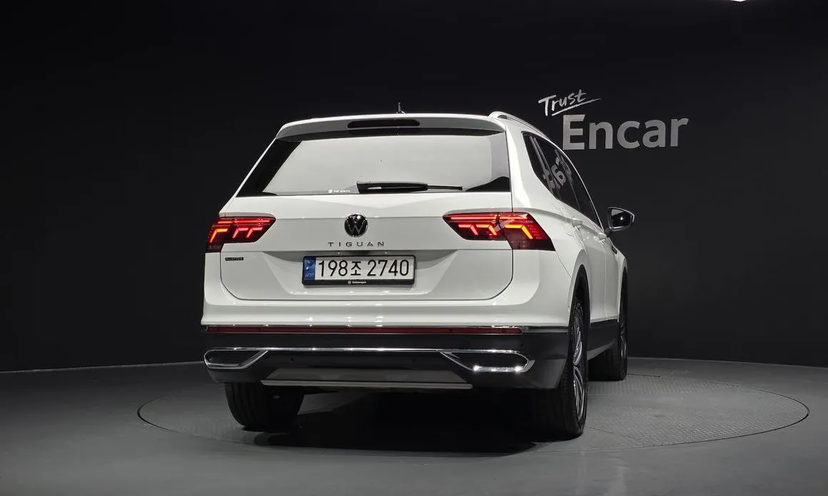Volkswagen Tiguan — фото 2