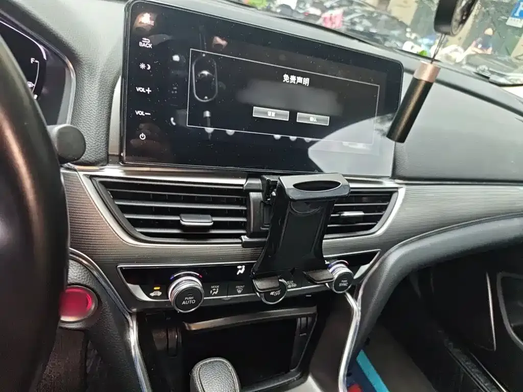 Honda Accord — фото 5
