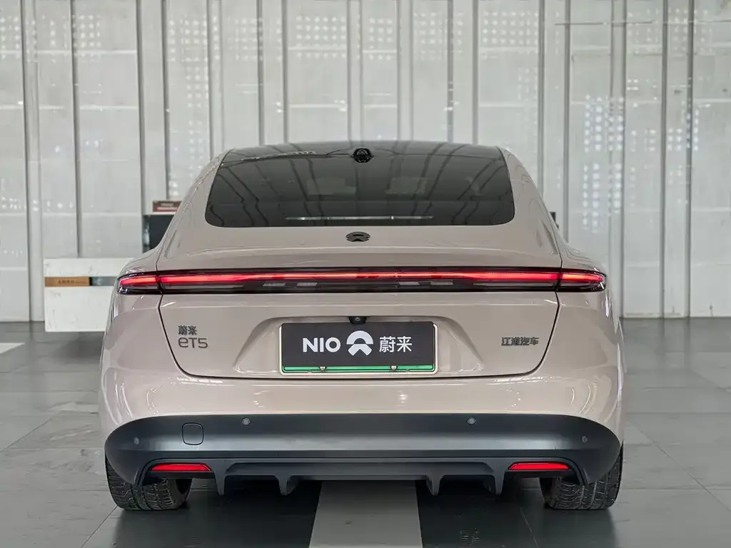 NIO ET5 — фото 2