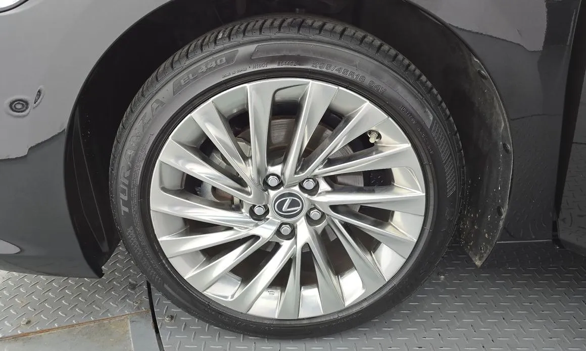 Lexus ES 2021 из KR, фото 8