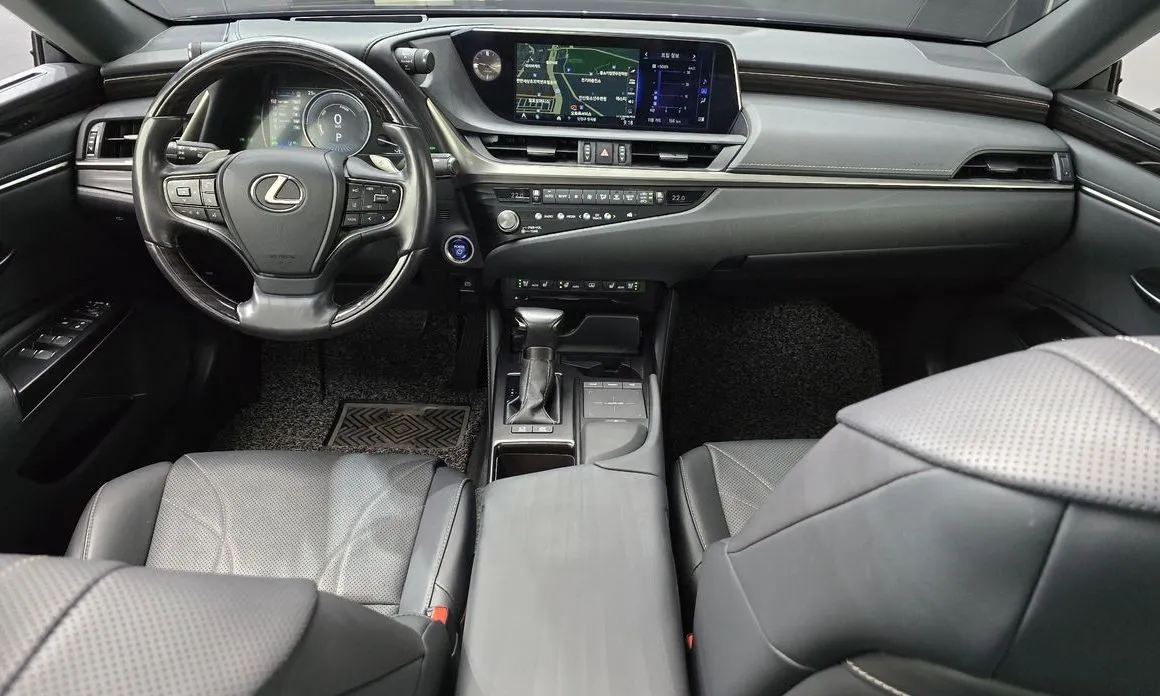 Lexus ES 2021 из KR, фото 6