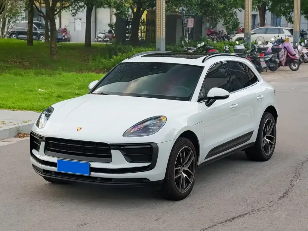 Porsche Macan — фото 1