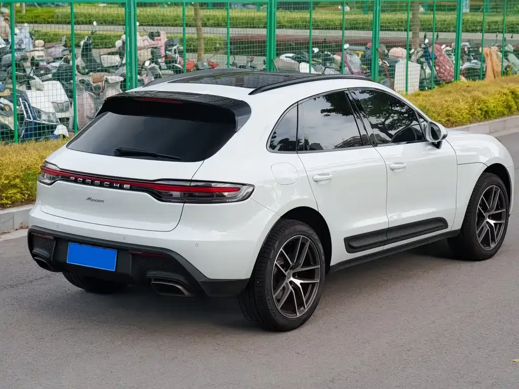 Porsche Macan — фото 8