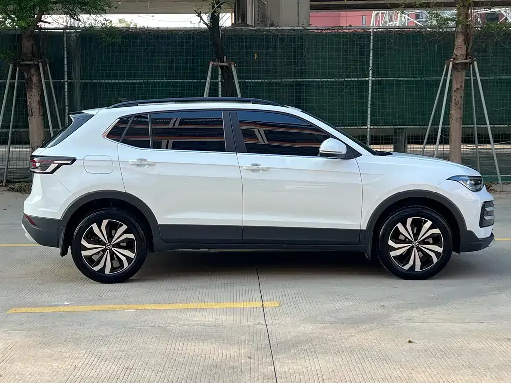 Volkswagen Tharu — фото 4