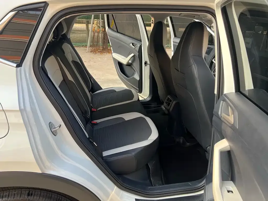 Volkswagen Tharu — фото 7
