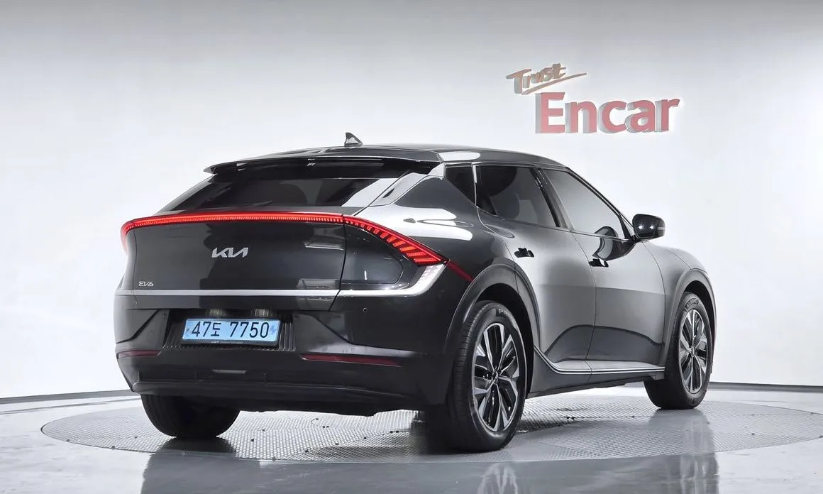 Kia EV6 2023 из KR, фото 9