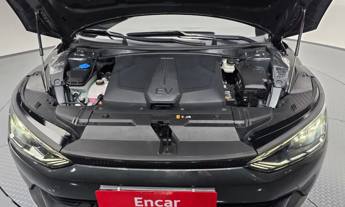 Kia EV6 2023 из KR, фото 10