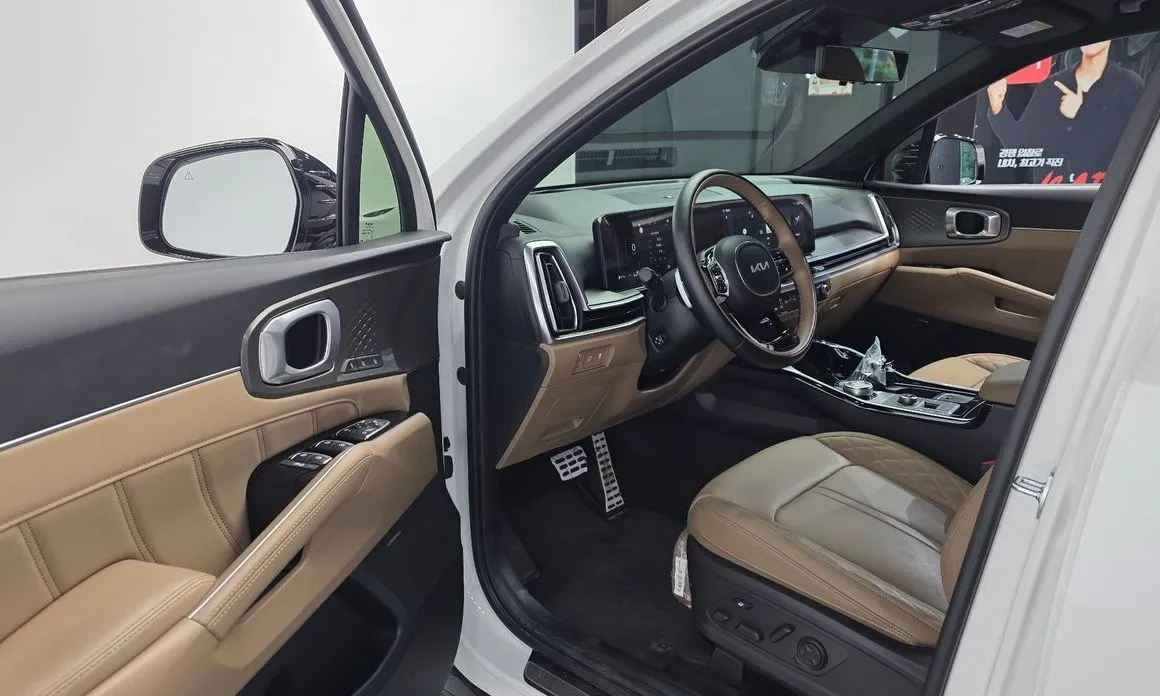Kia Sorento — фото 9