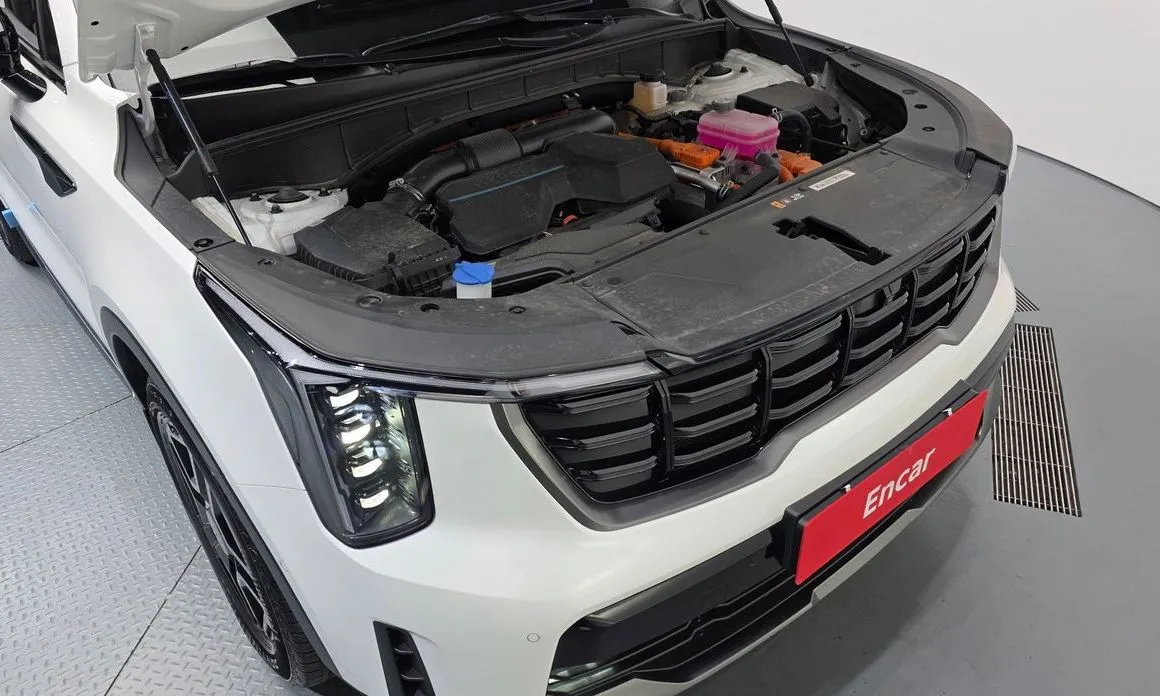 Kia Sorento — фото 8