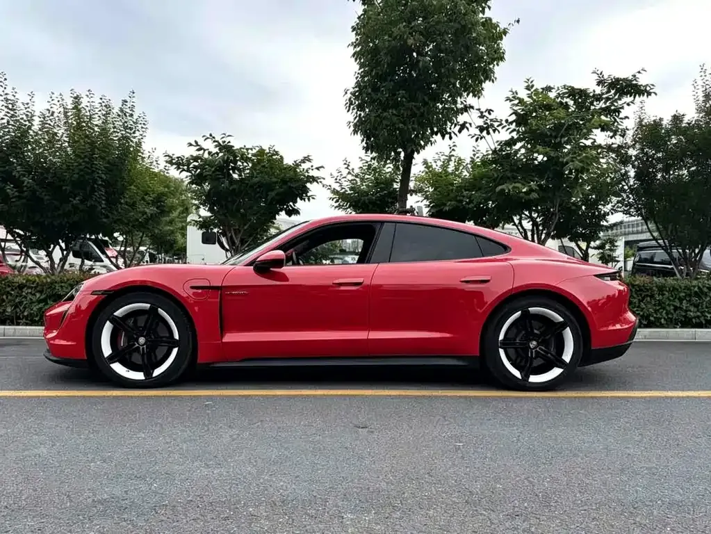 Porsche Taycan 2021 из CN, фото 5