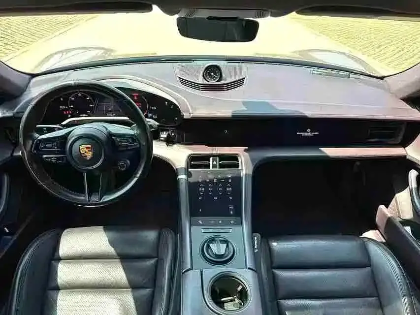 Porsche Taycan 2021 из CN, фото 3