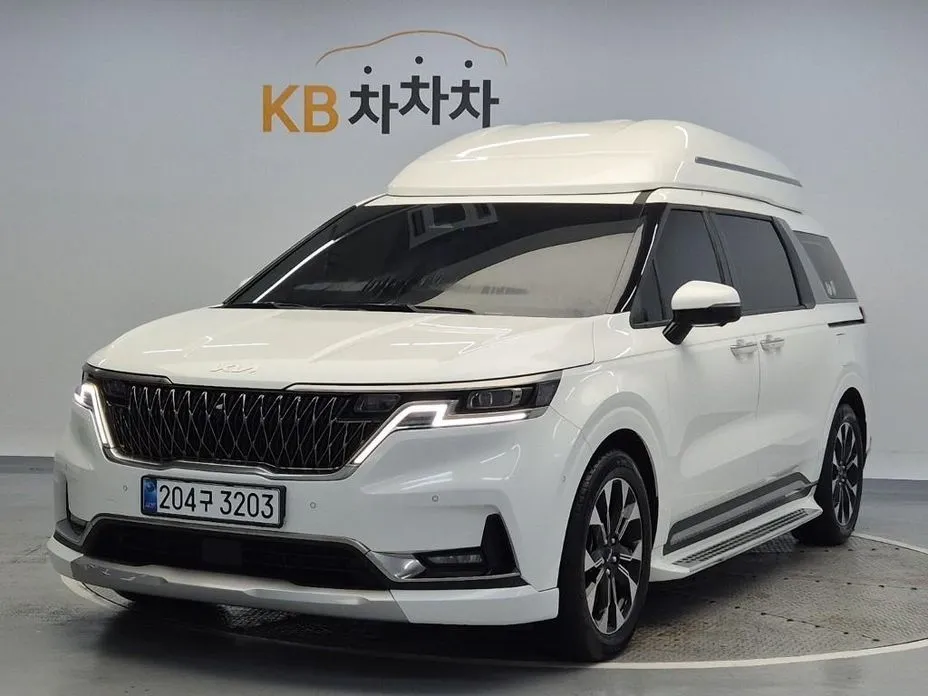 Kia Carnival — фото 1