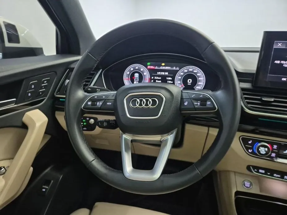 Audi Q5 2022 из KR, фото 8