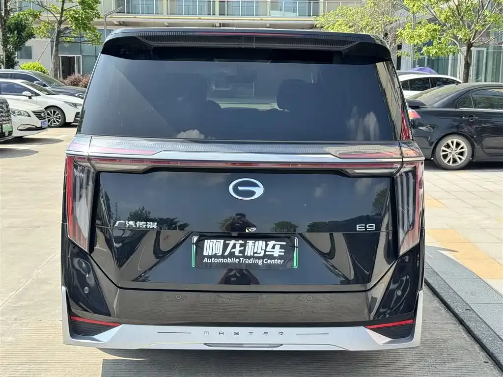 GAC Motor Trumpchi E9 — фото 2