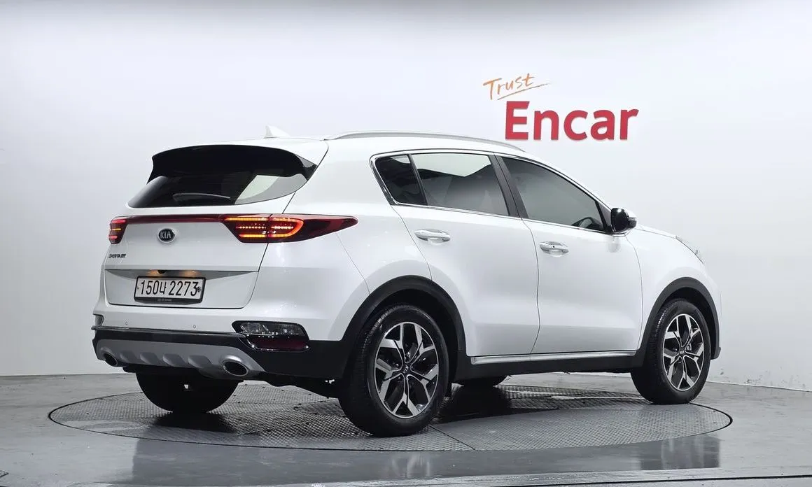 Kia Sportage — фото 8