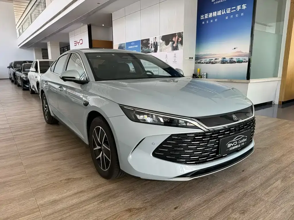 BYD Qin L — фото 9