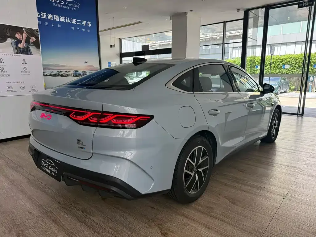 BYD Qin L — фото 4