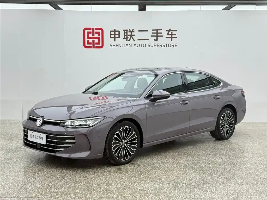 Volkswagen Passat — фото 1