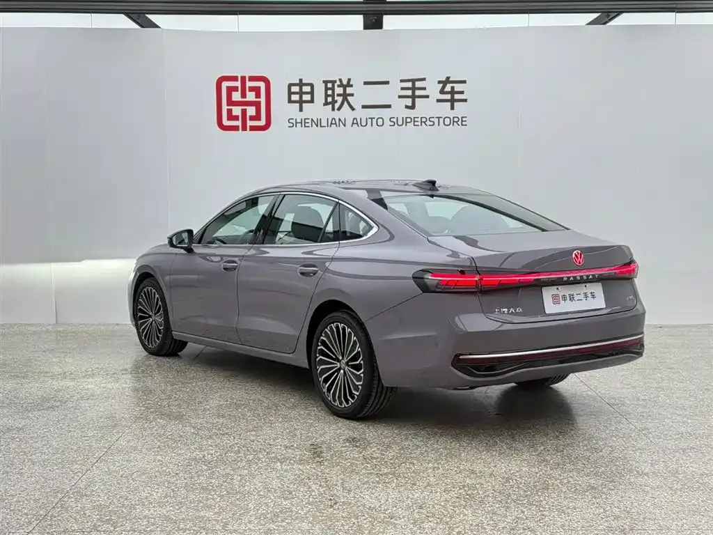 Volkswagen Passat — фото 6