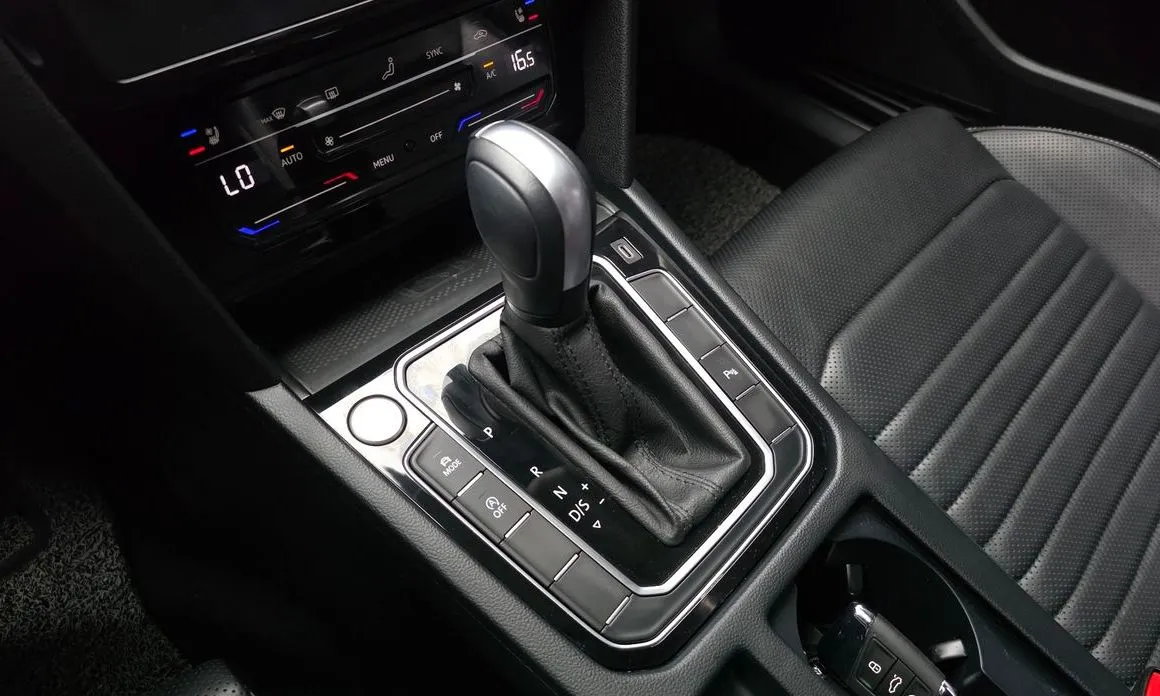 Volkswagen Passat — фото 7