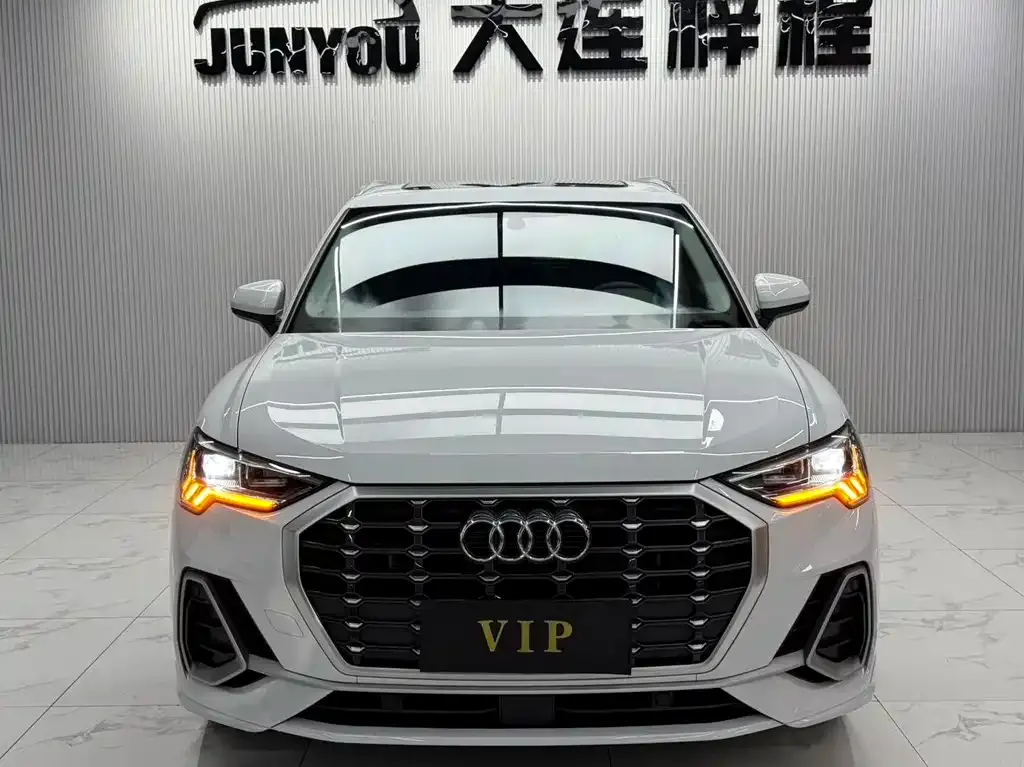 Audi Q3 — фото 2