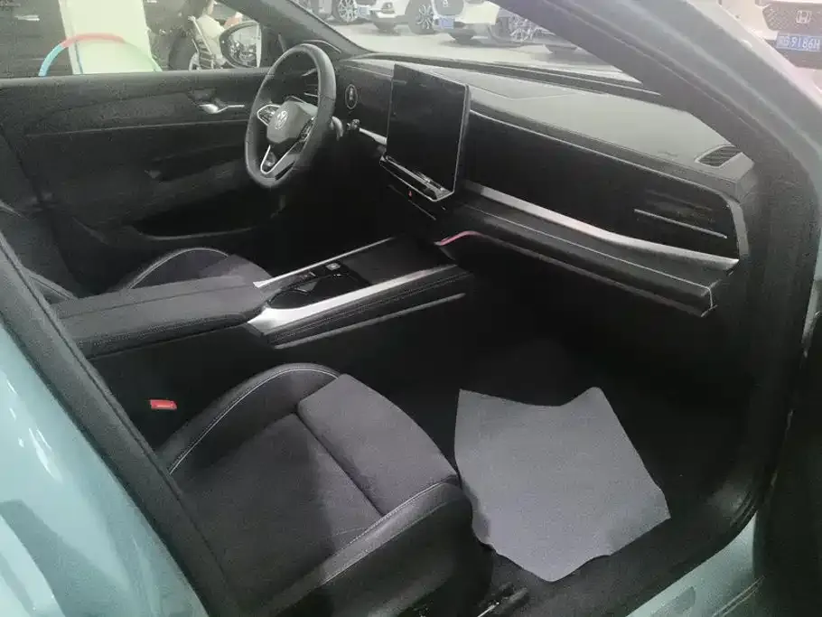 Volkswagen Passat — фото 2