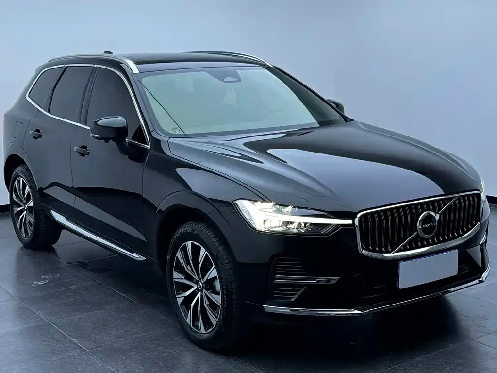 Volvo XC60 — фото 6