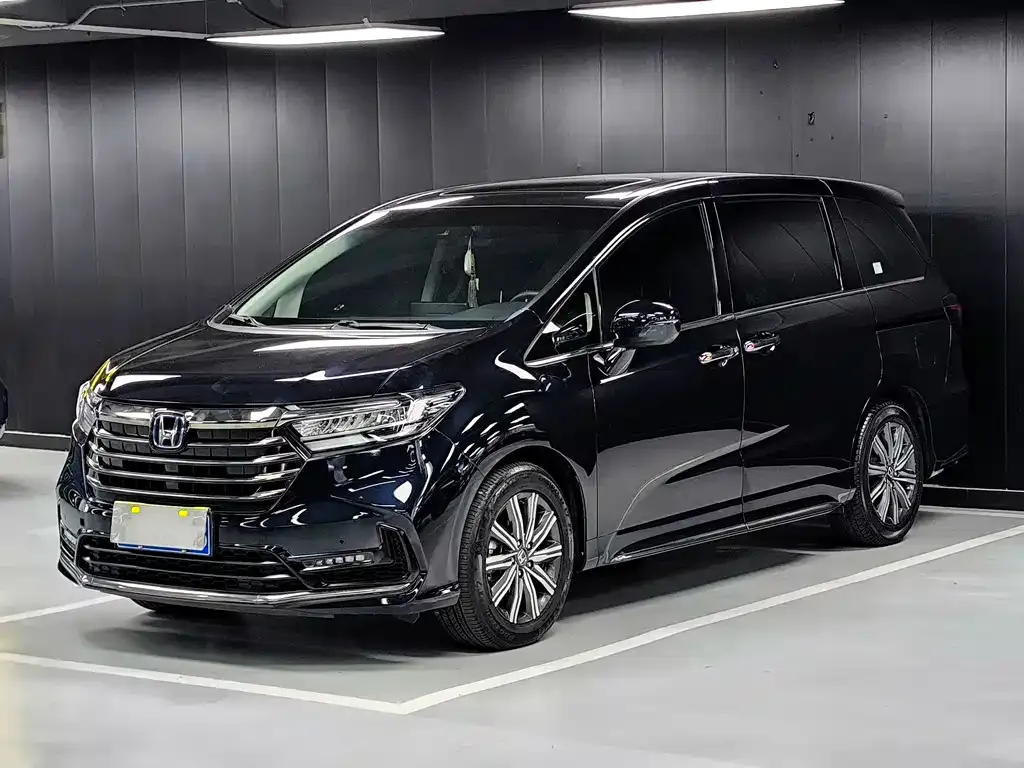 Honda Odyssey — фото 1